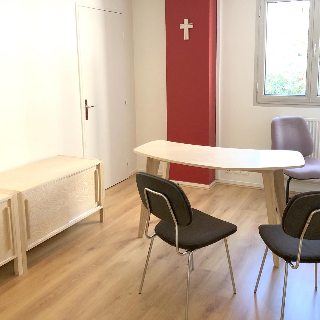 FABRICATION BUREAU / NOTRE DAME DE LOURDES / SAPIDE DESIGN